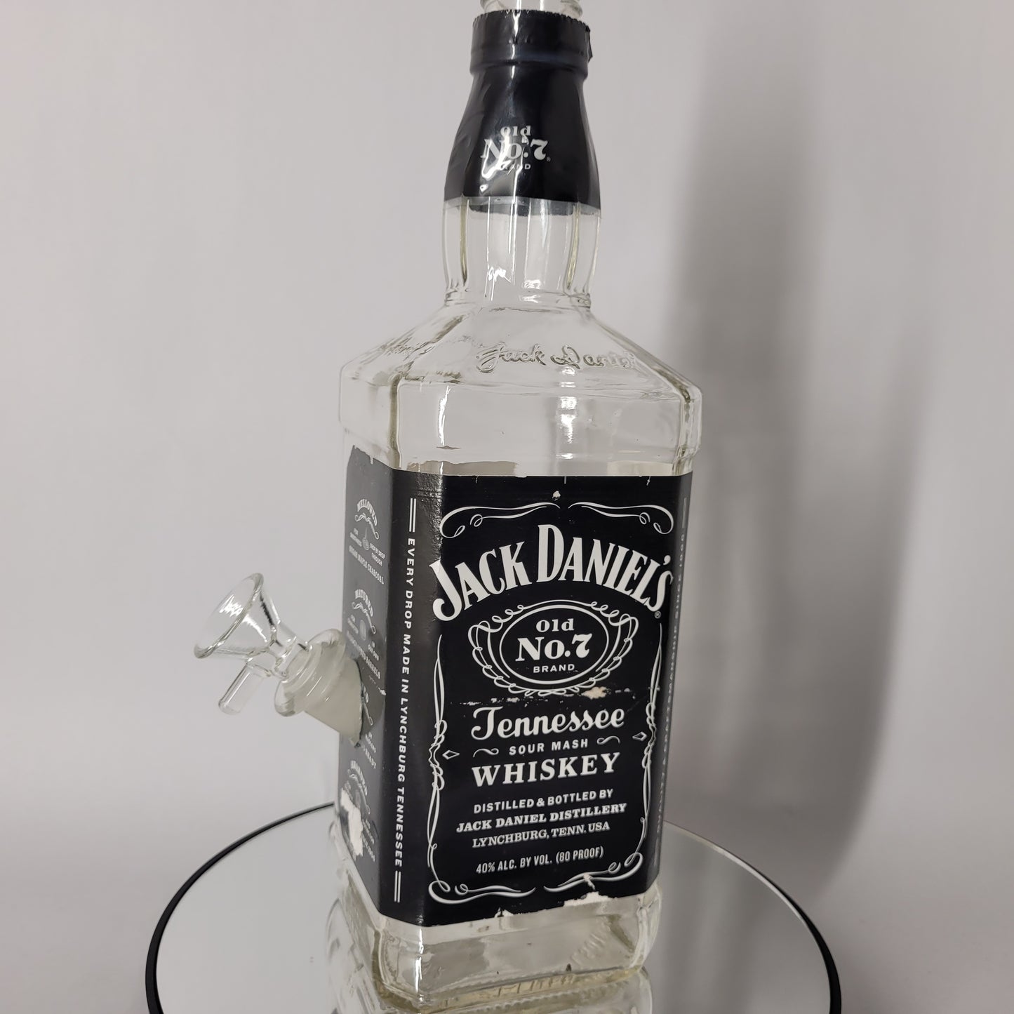 Jak Danels Tennessee Whiskey Bong.
