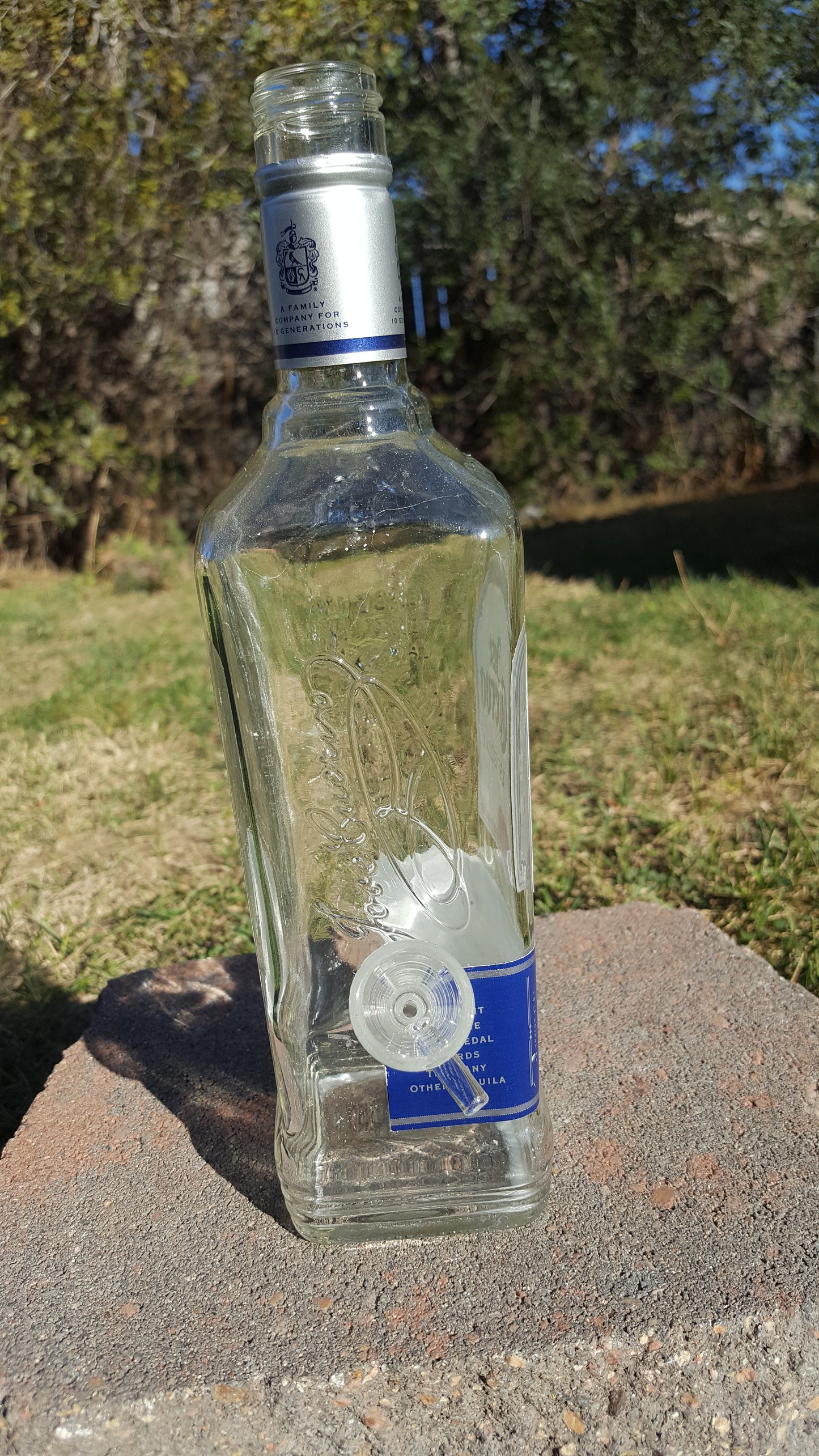 JOSE CUERVO ESPECIAL BONG