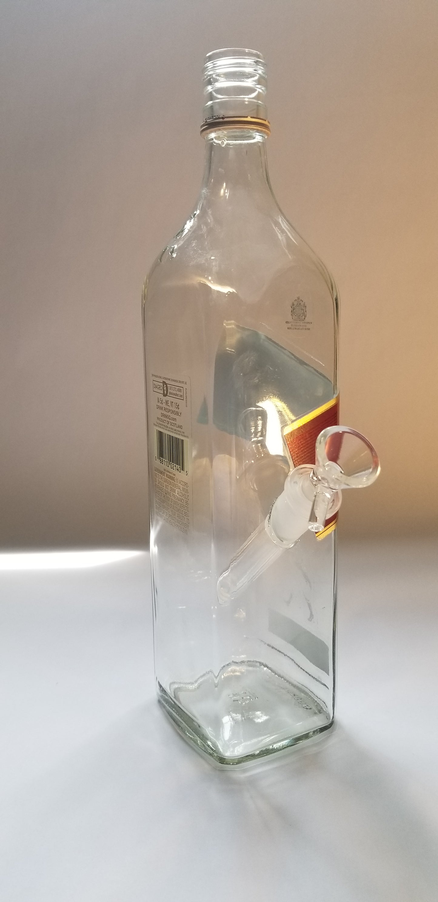 RED LABEL WHISKY BONG