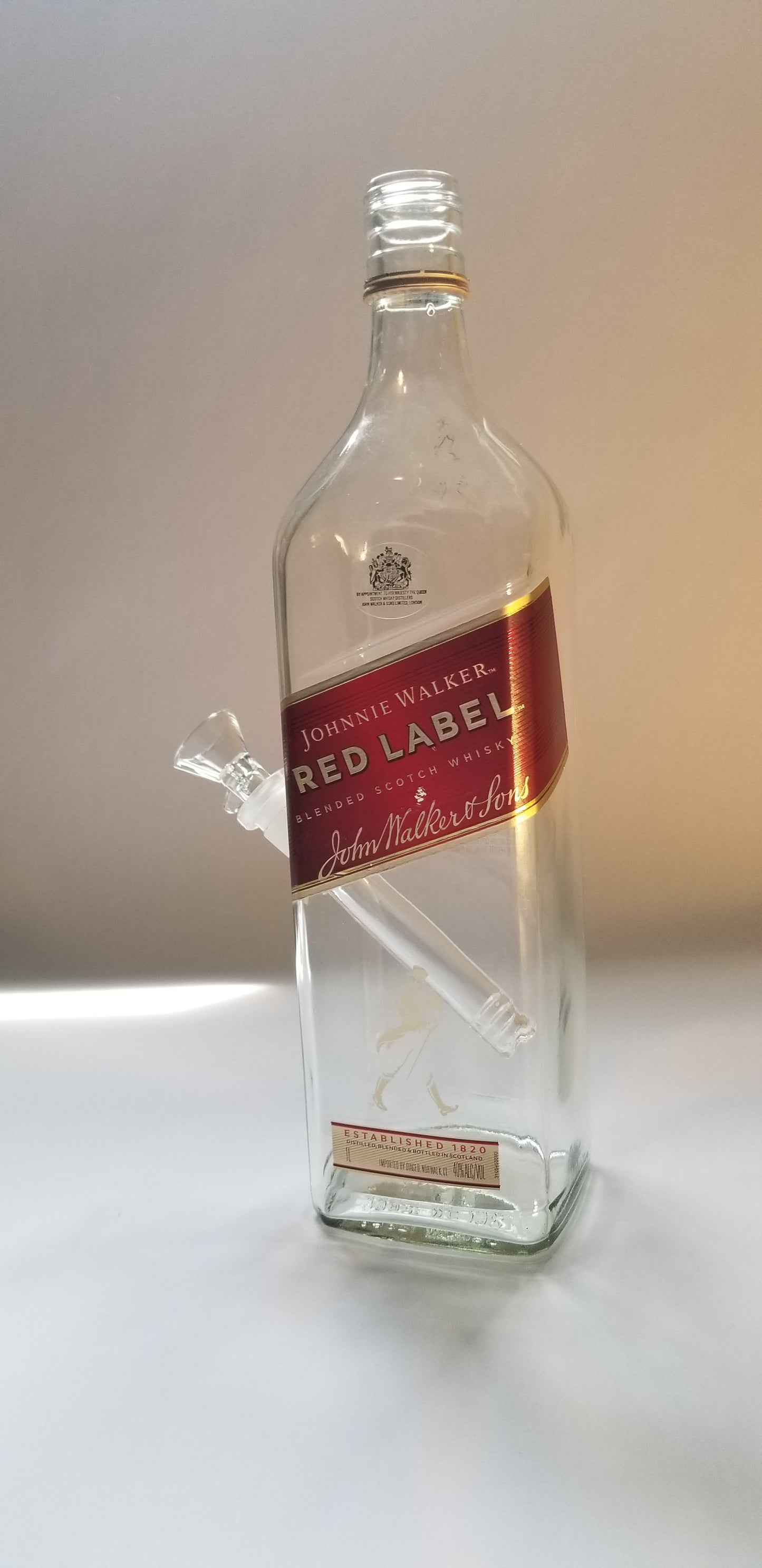 RED LABEL WHISKY BONG