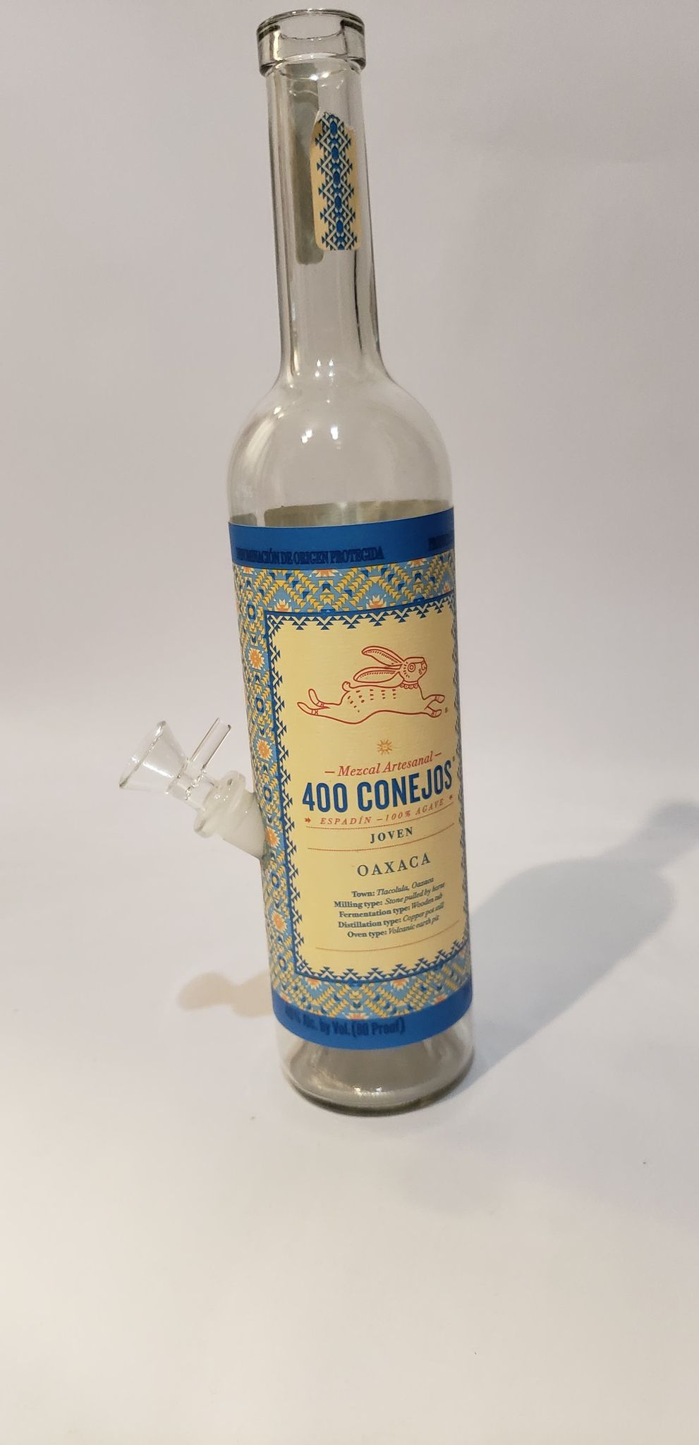 400 CONEJOS MEZCAL BONG