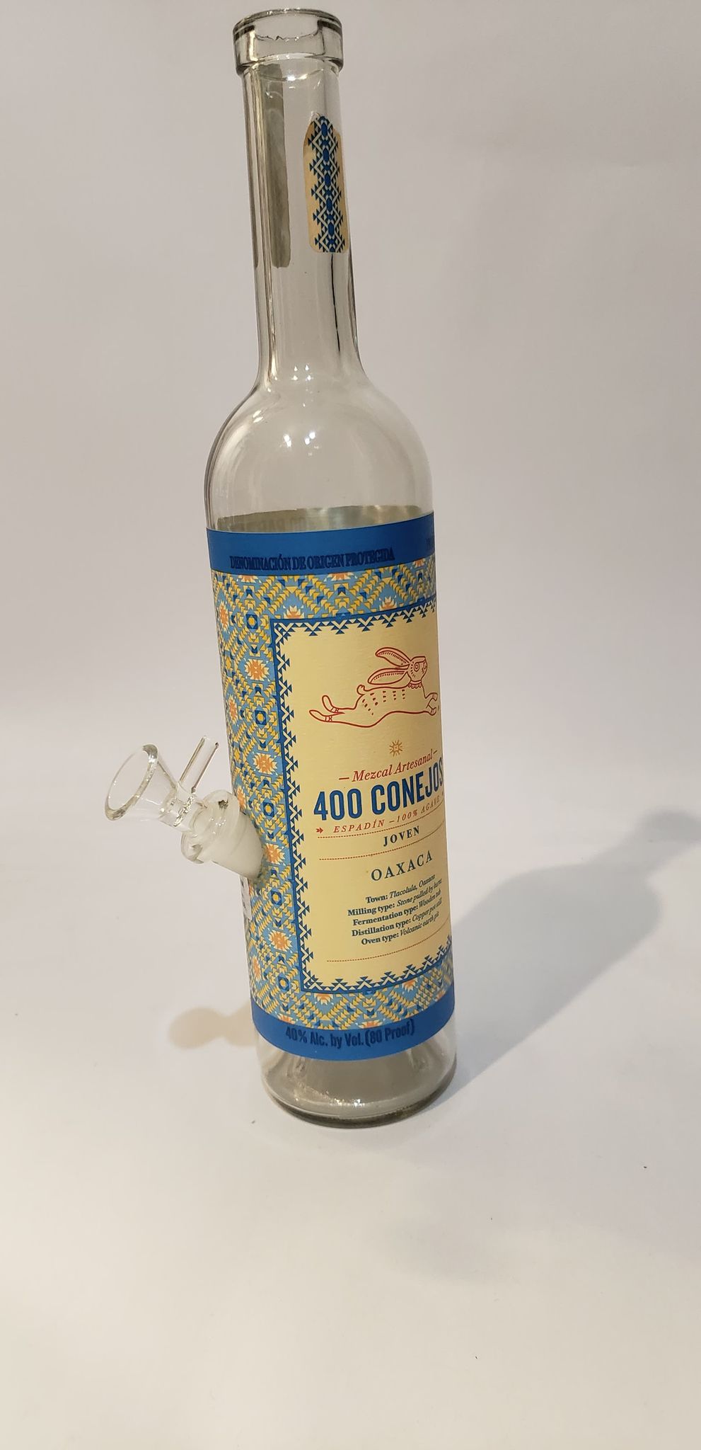 400 CONEJOS MEZCAL BONG