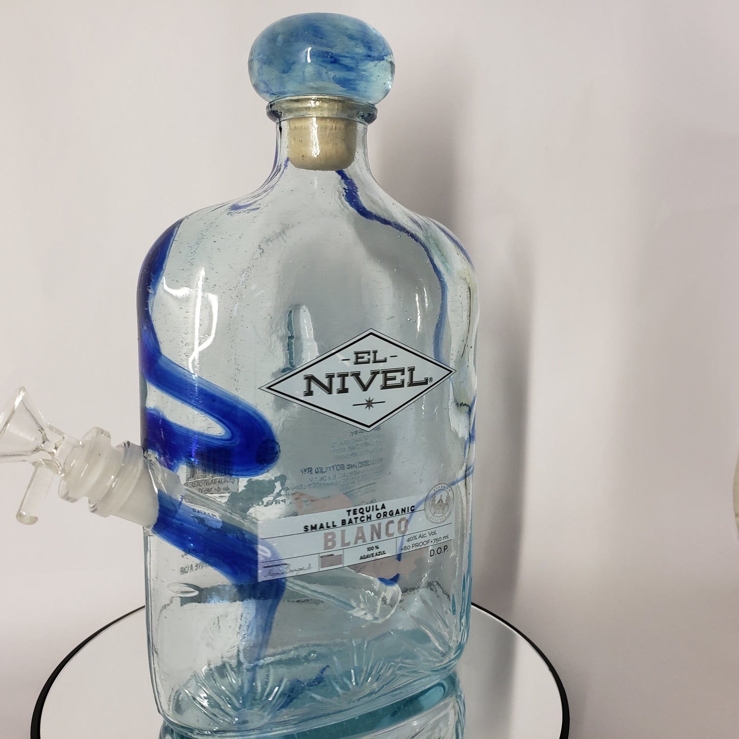 El Nivel Blanco Tequila Bong