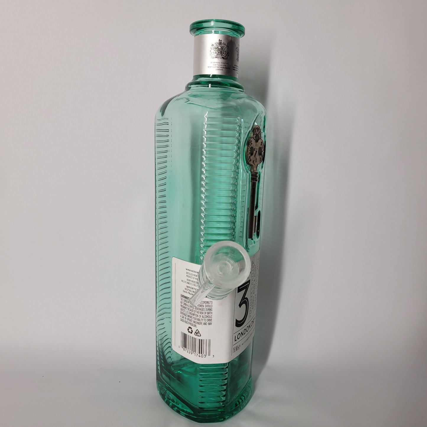 No.3 London Dry Gin Bong