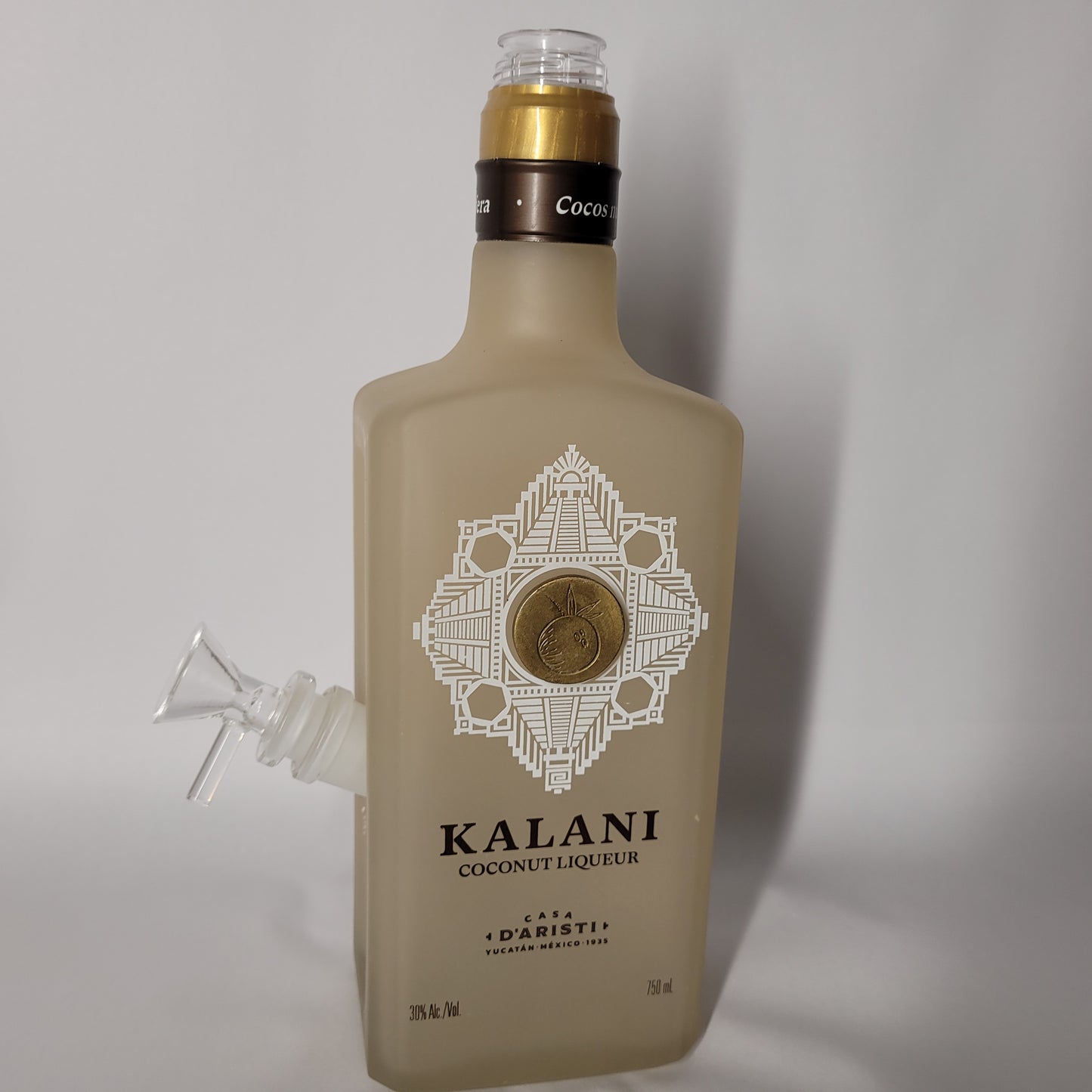 Kalani Coconut Rum Liqueur Bong