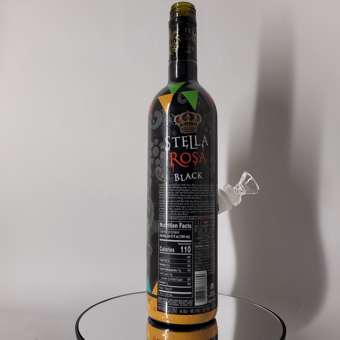 Stella Rosa Black (Limited Edition Wrap Art Collection) Bong