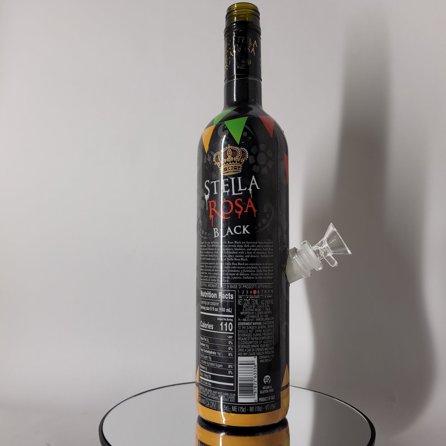 Stella Rosa Black (Limited Edition Wrap Art Collection) Bong