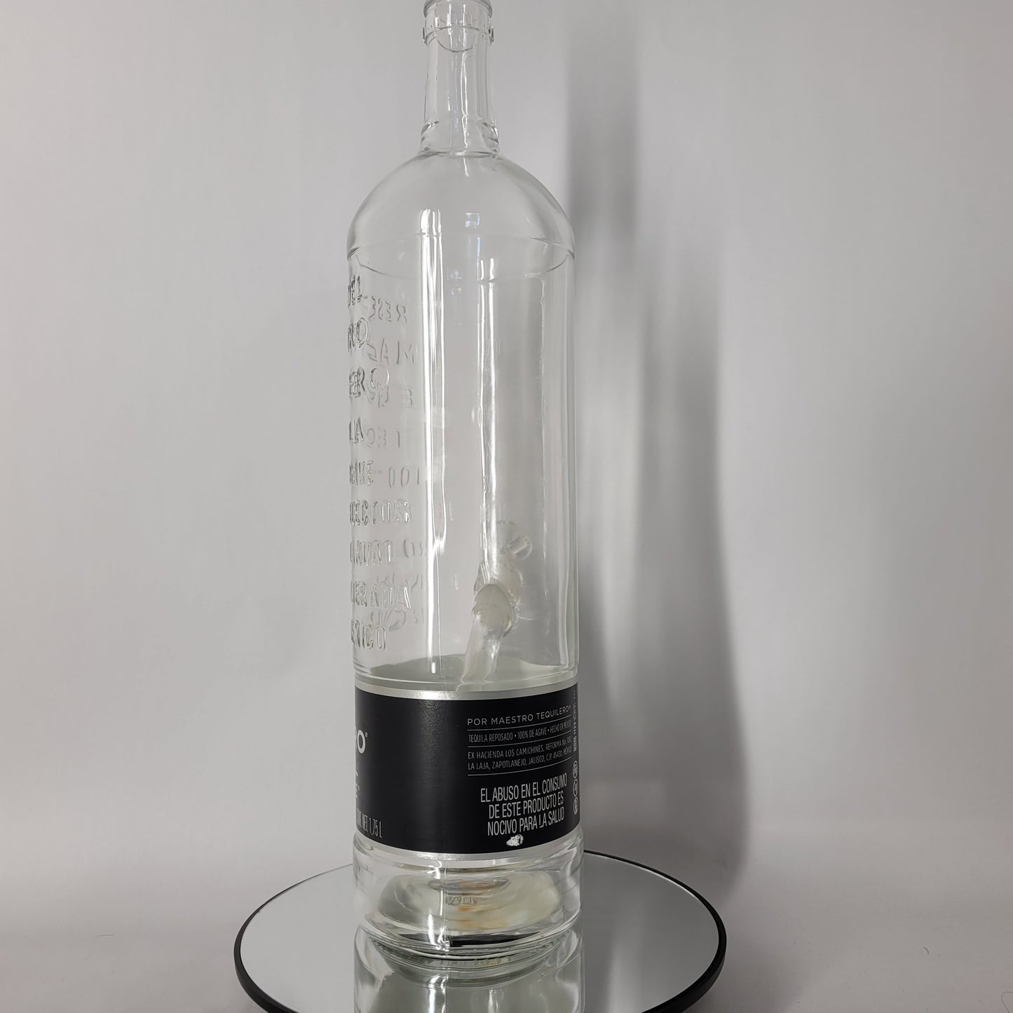 Maestro Dobel Diamante Tequila 1.75L Bong