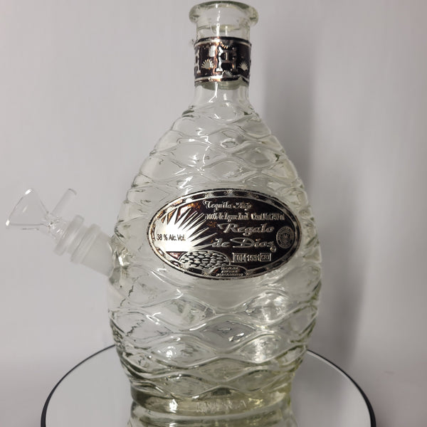 Regalo de Dios Tequila Añejo BONG MILE HIGH BOTTLE BONGS
