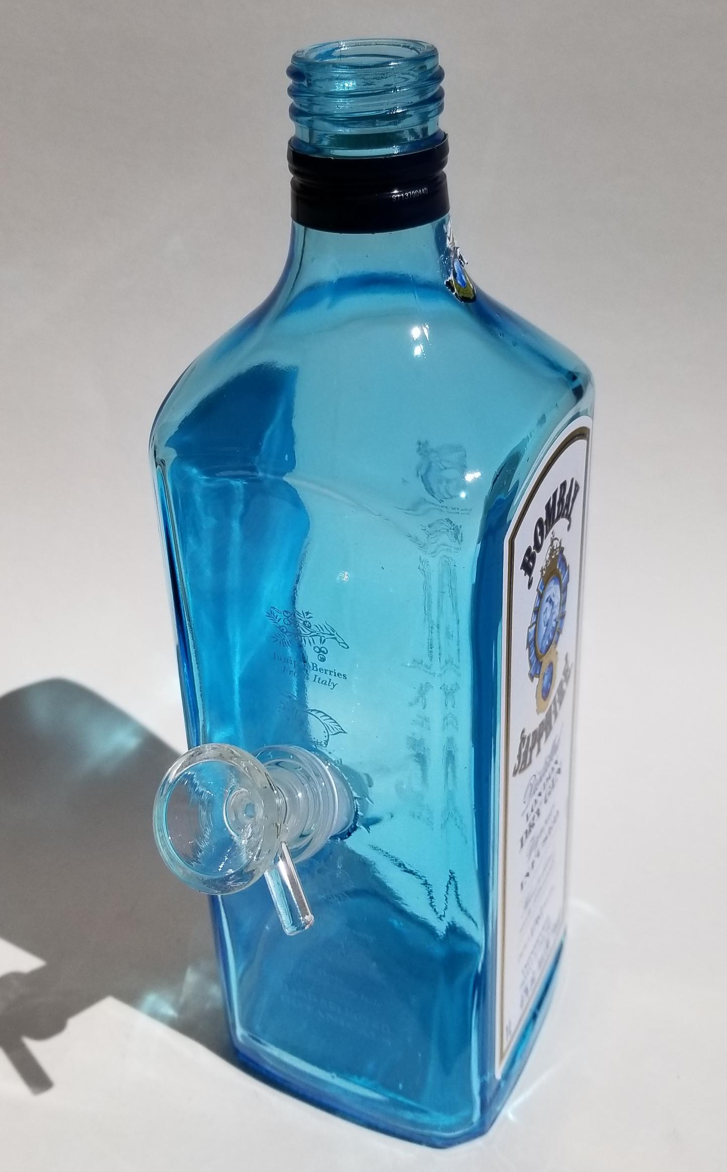 BOMBAY SAPPHIRE BONG