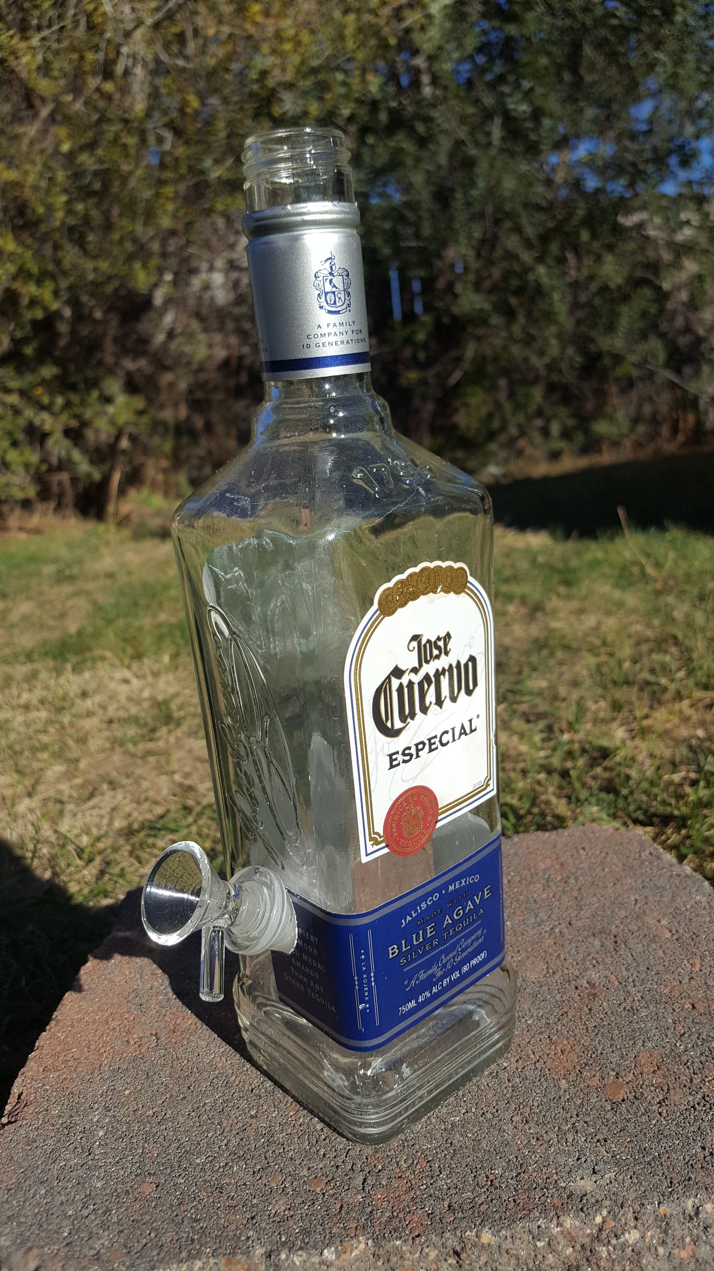 JOSE CUERVO ESPECIAL BONG