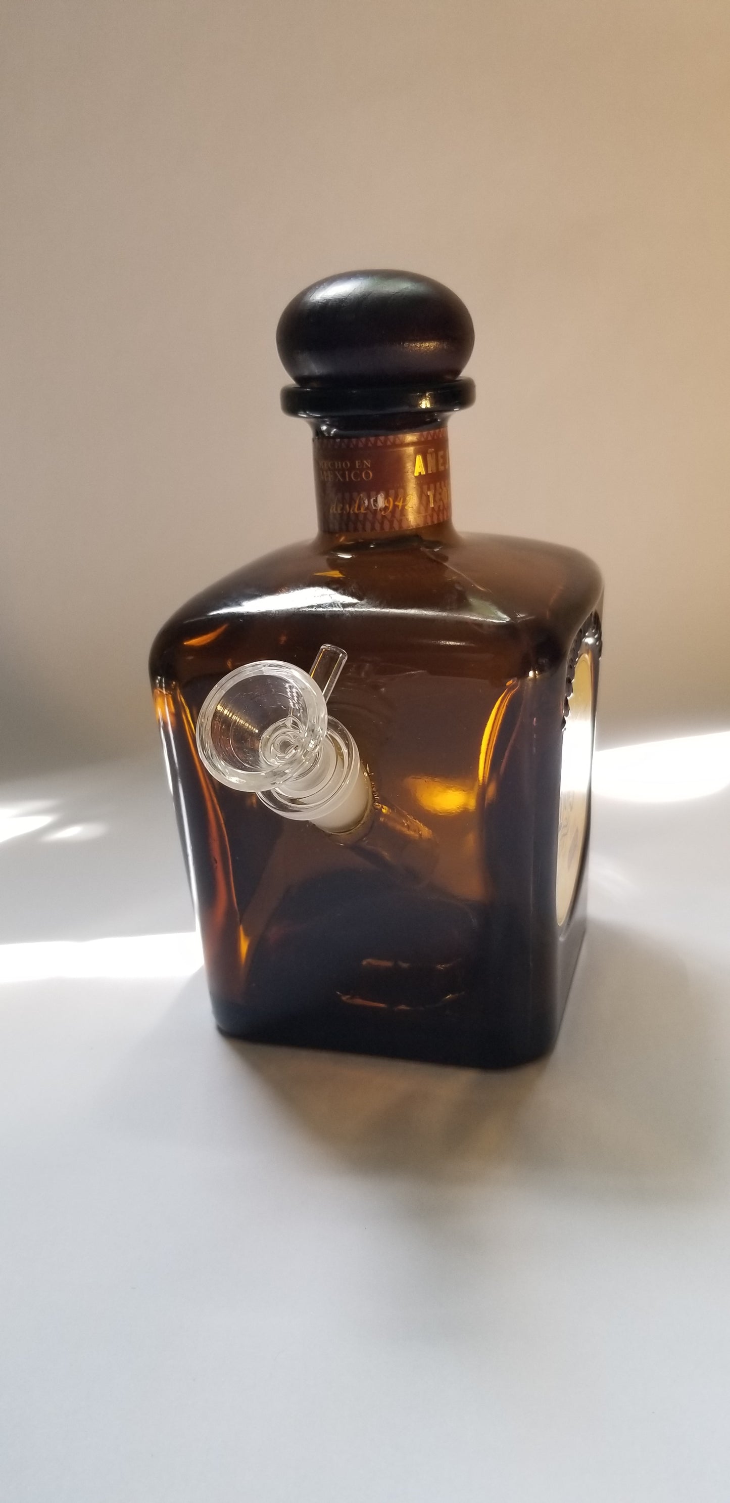 DON JULIO AÑEJO TEQUILA BONG