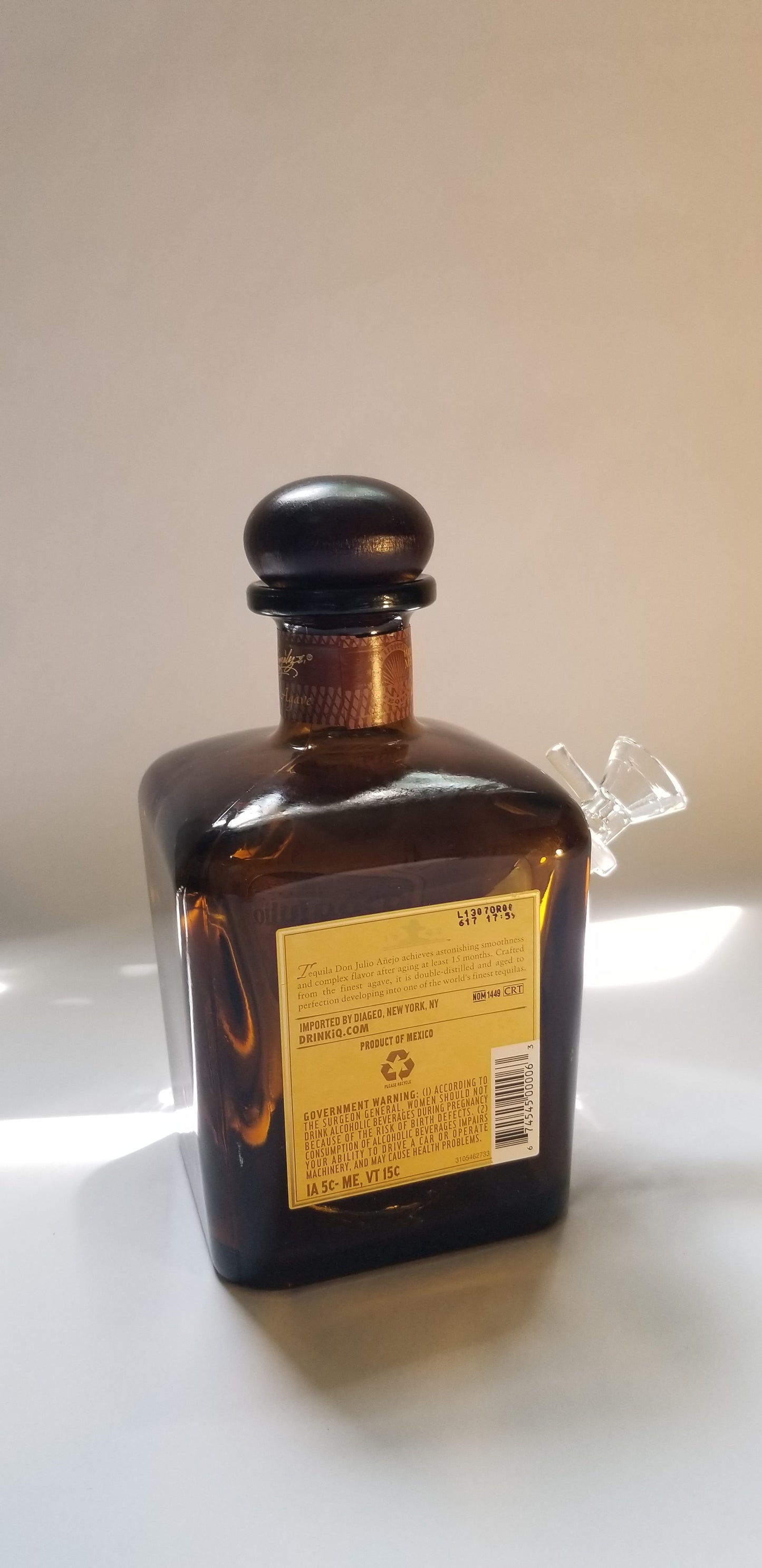 DON JULIO AÑEJO TEQUILA BONG