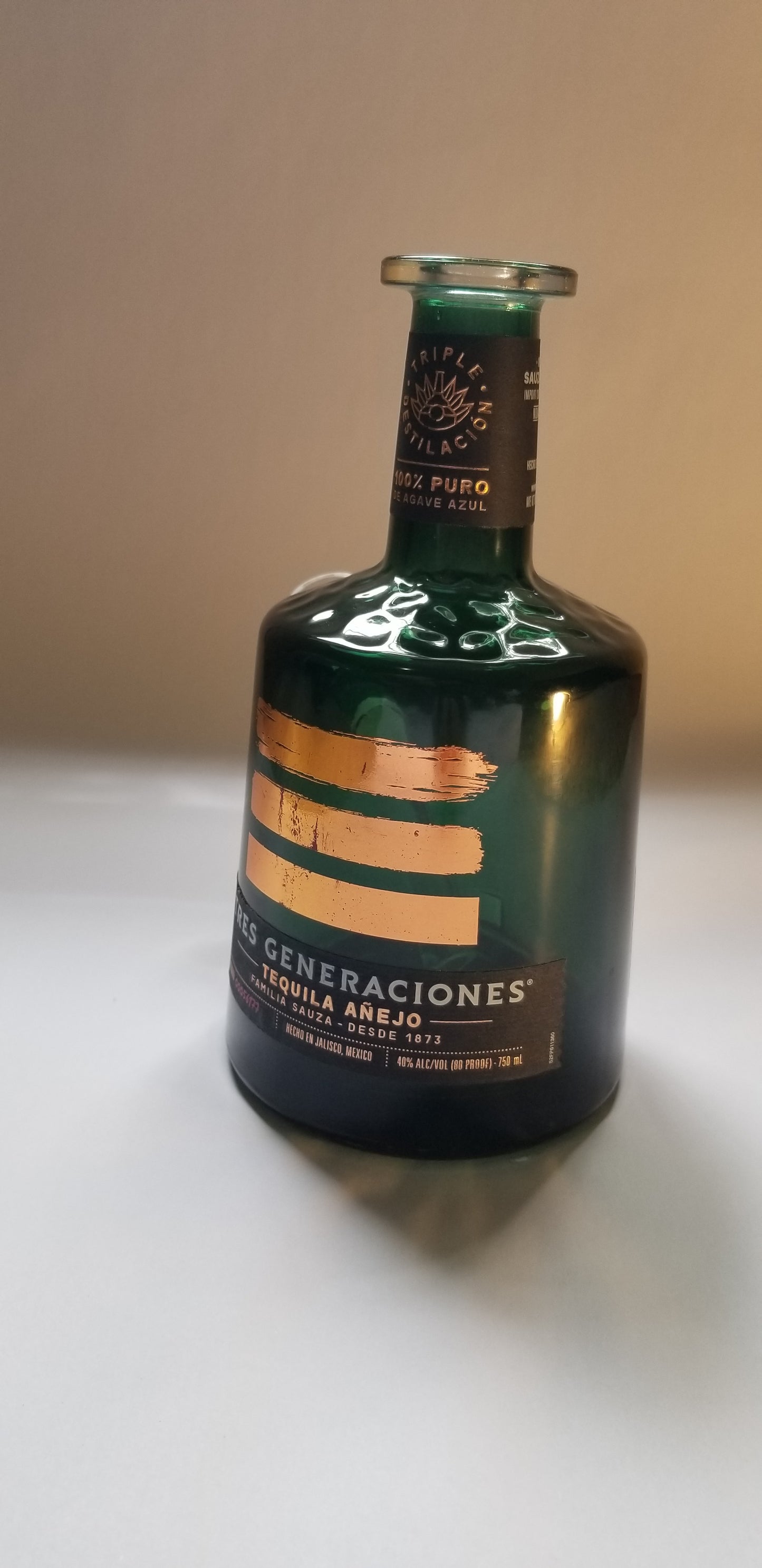 SAUZA TRES GENERACIONES AÑEJO BONG