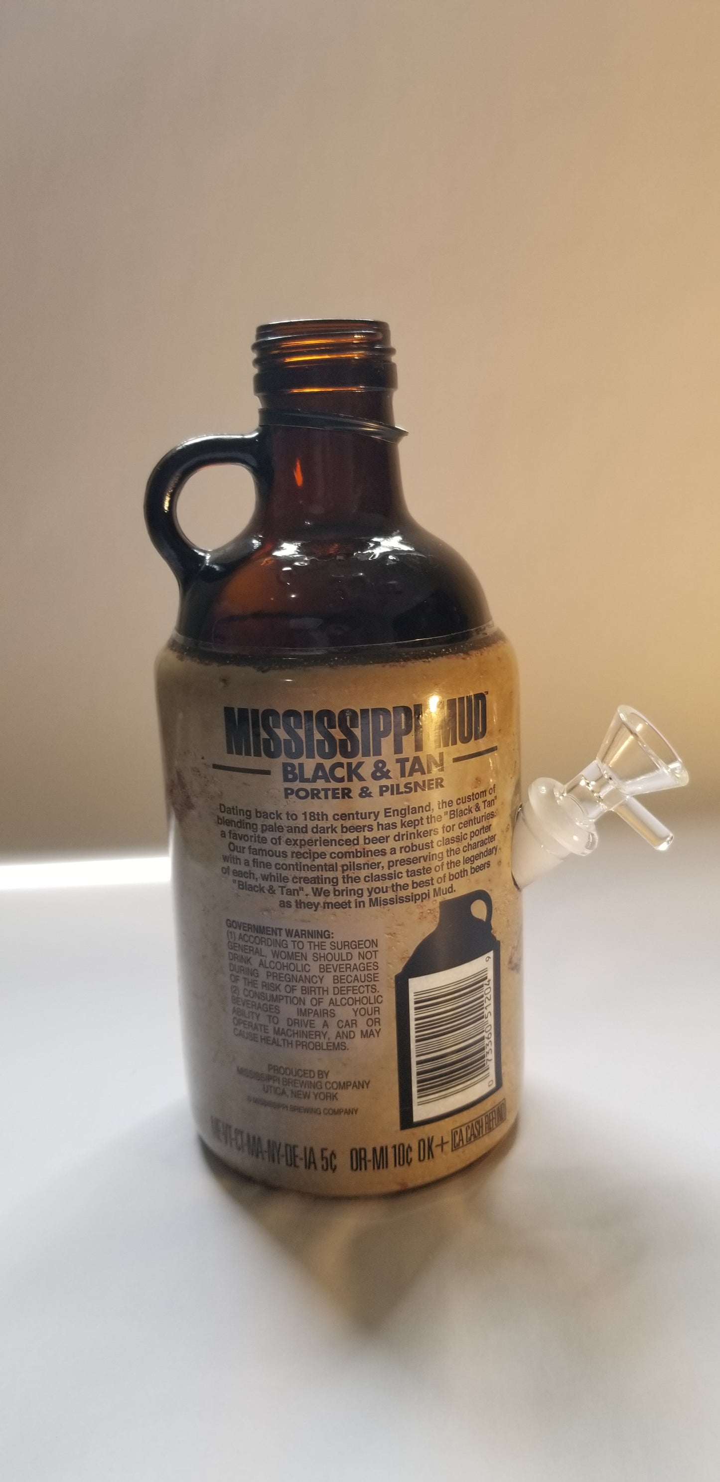 MISSISSIPPI MUD BEER BONG