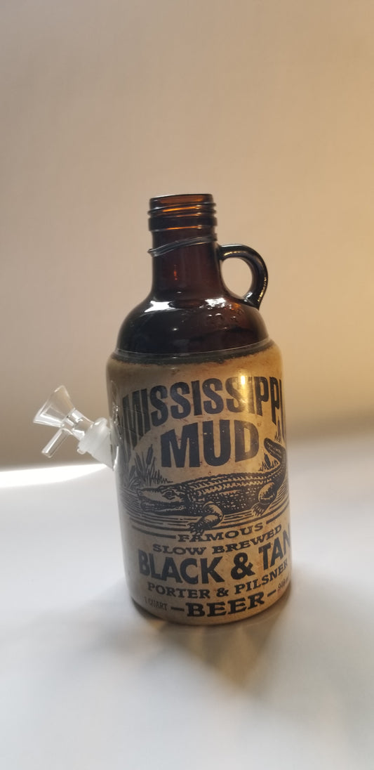 MISSISSIPPI MUD BEER BONG