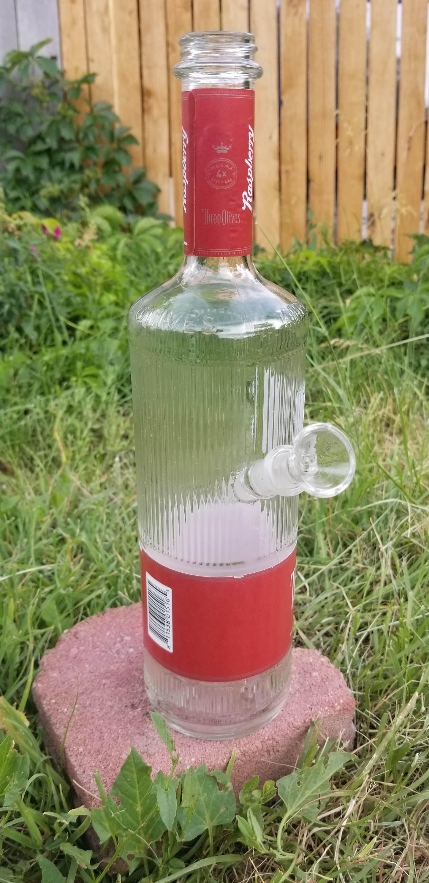 THREE OLIVES RASPBERRY BOTTLE BONG