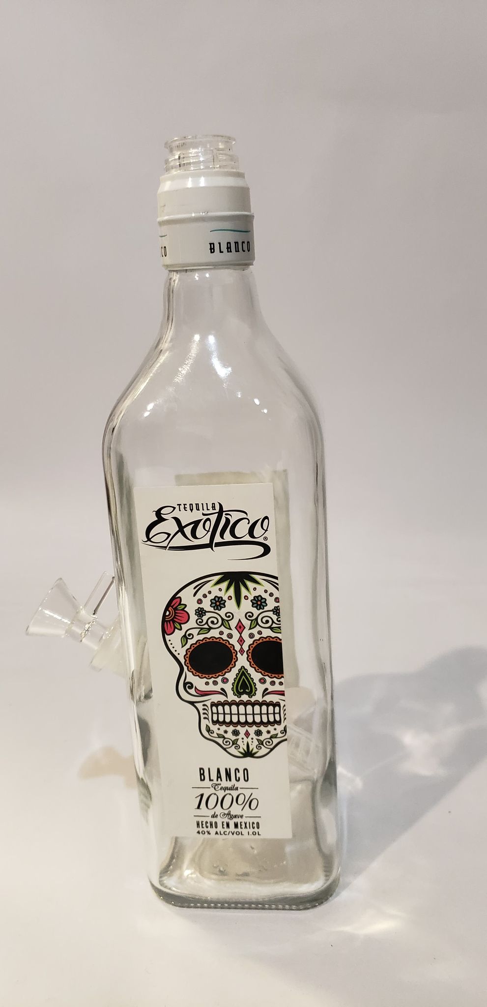 Exotico Reposado Tequila Bong