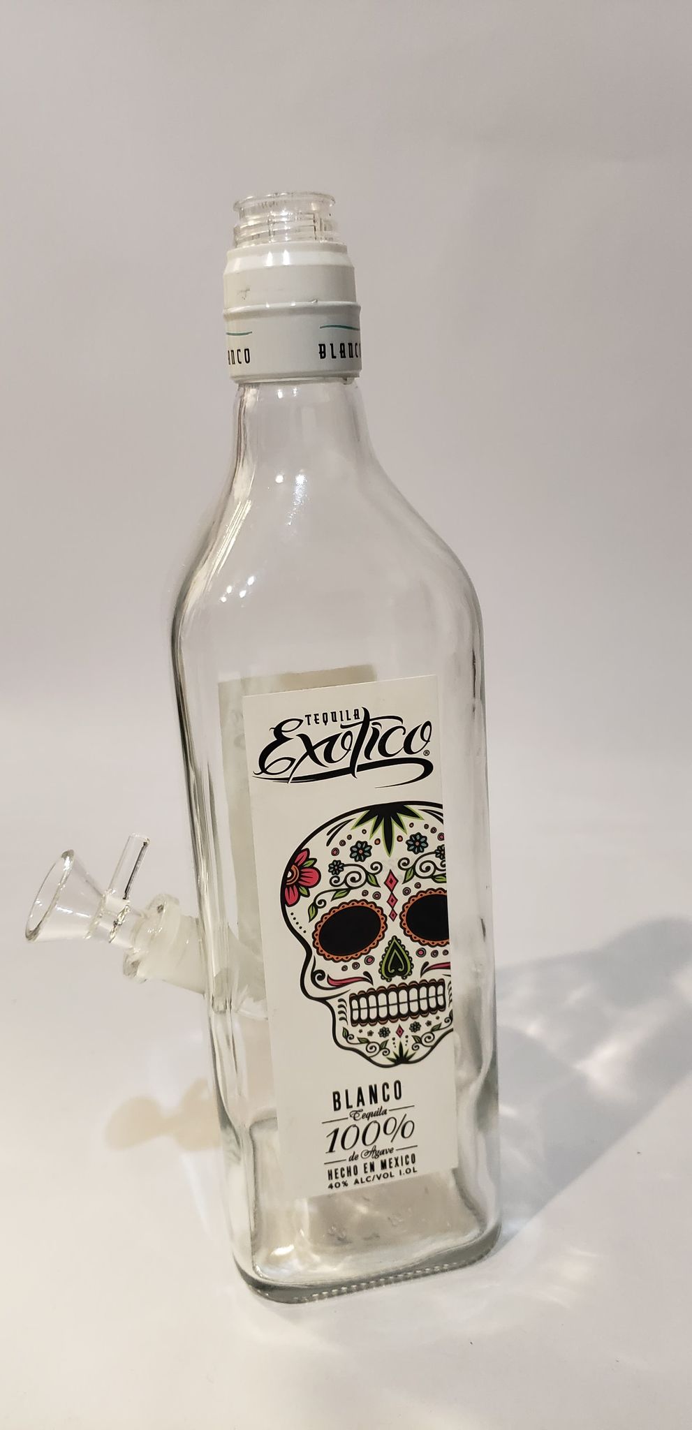 Exotico Reposado Tequila Bong