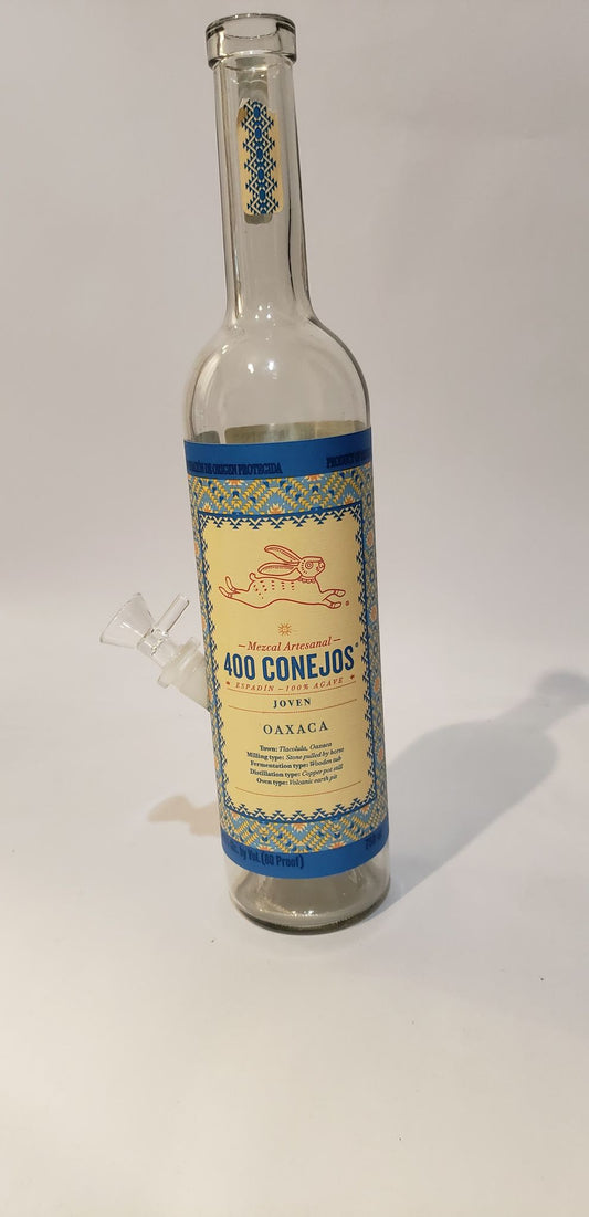 400 CONEJOS MEZCAL BONG