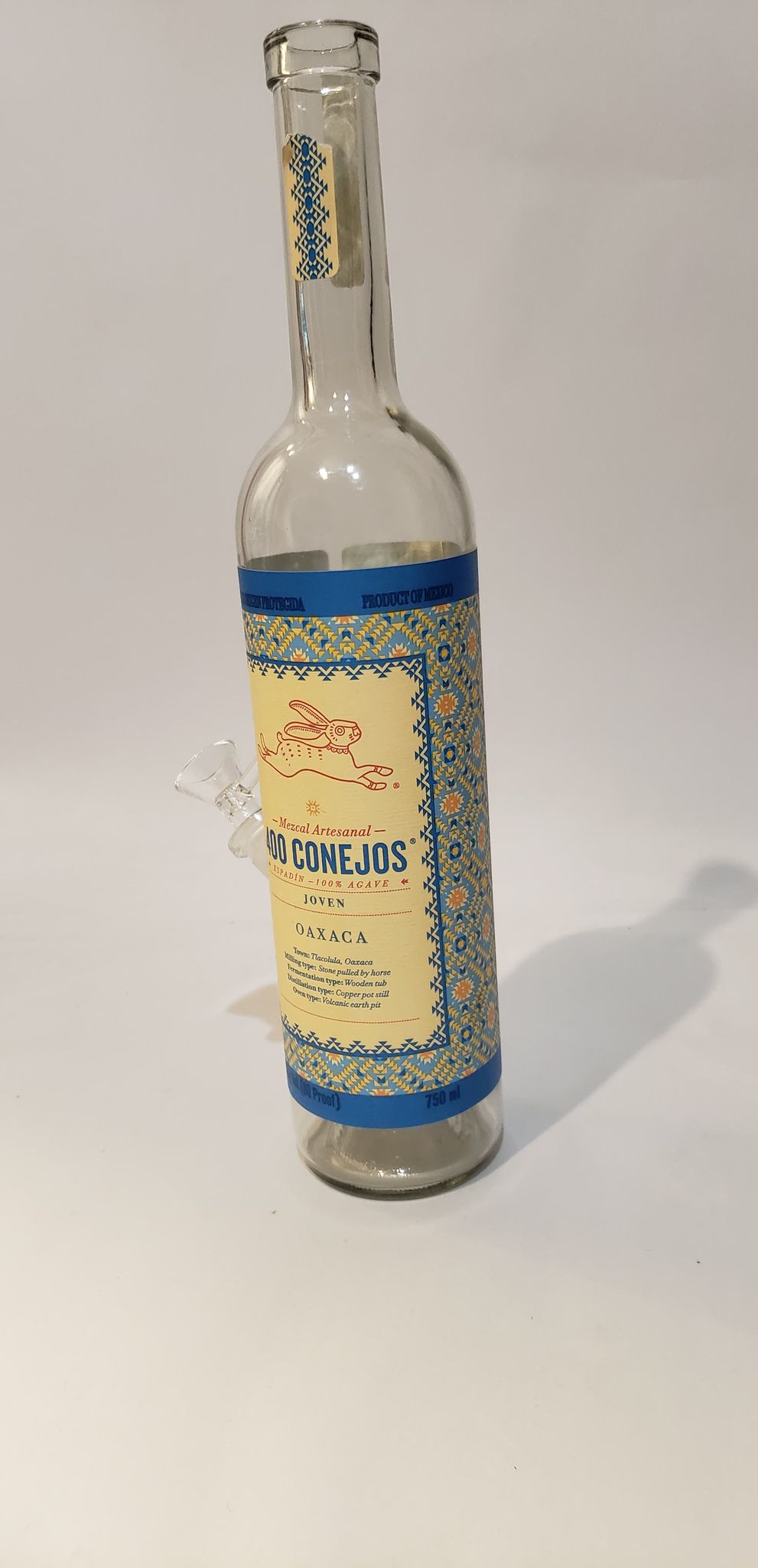 400 CONEJOS MEZCAL BONG