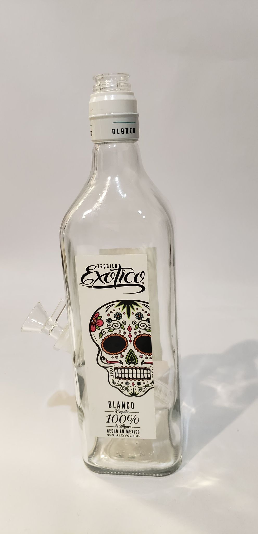 Exotico Reposado Tequila Bong