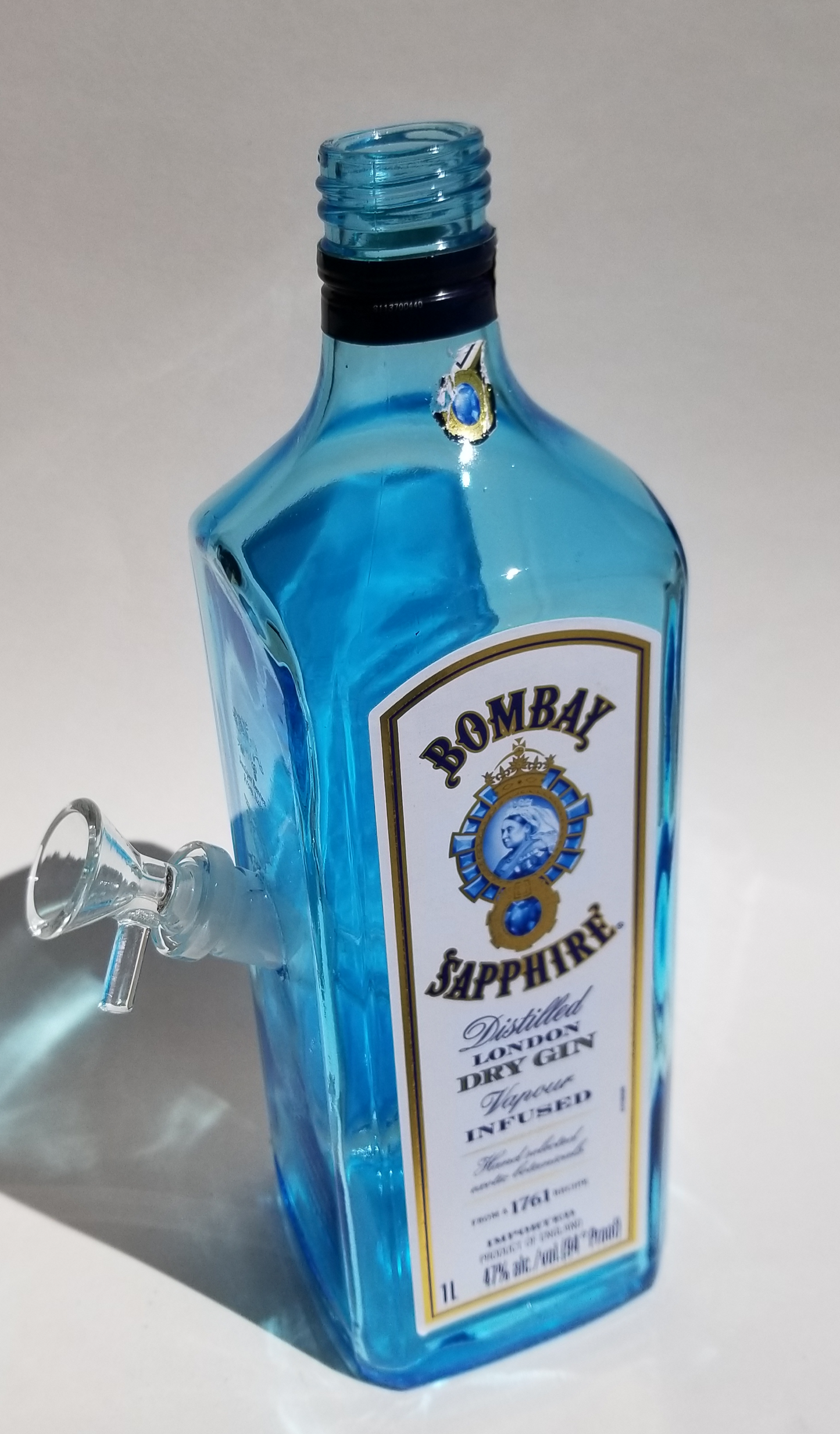 BOMBAY SAPPHIRE BONG