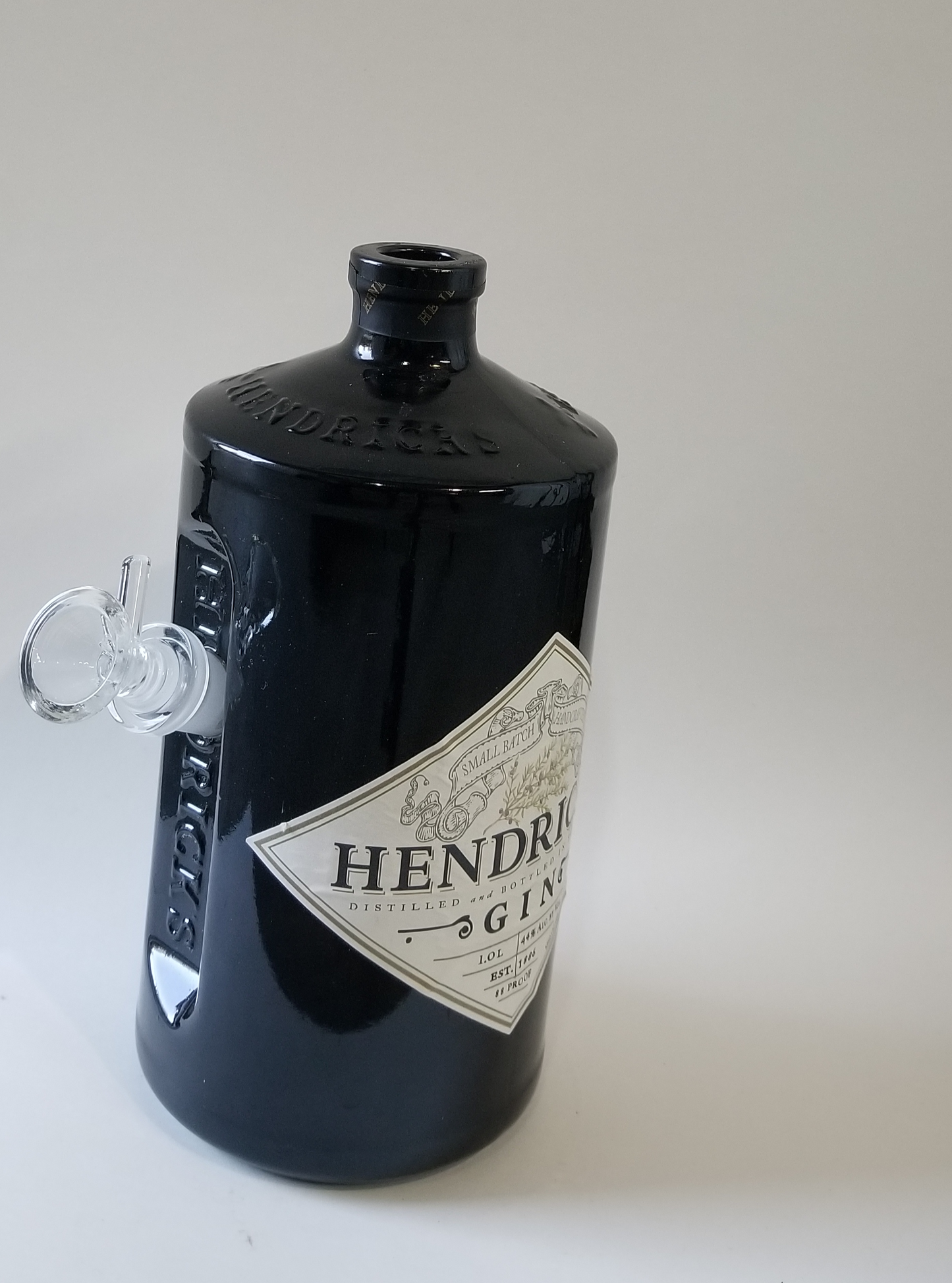 HENDRICKS GIN BONG