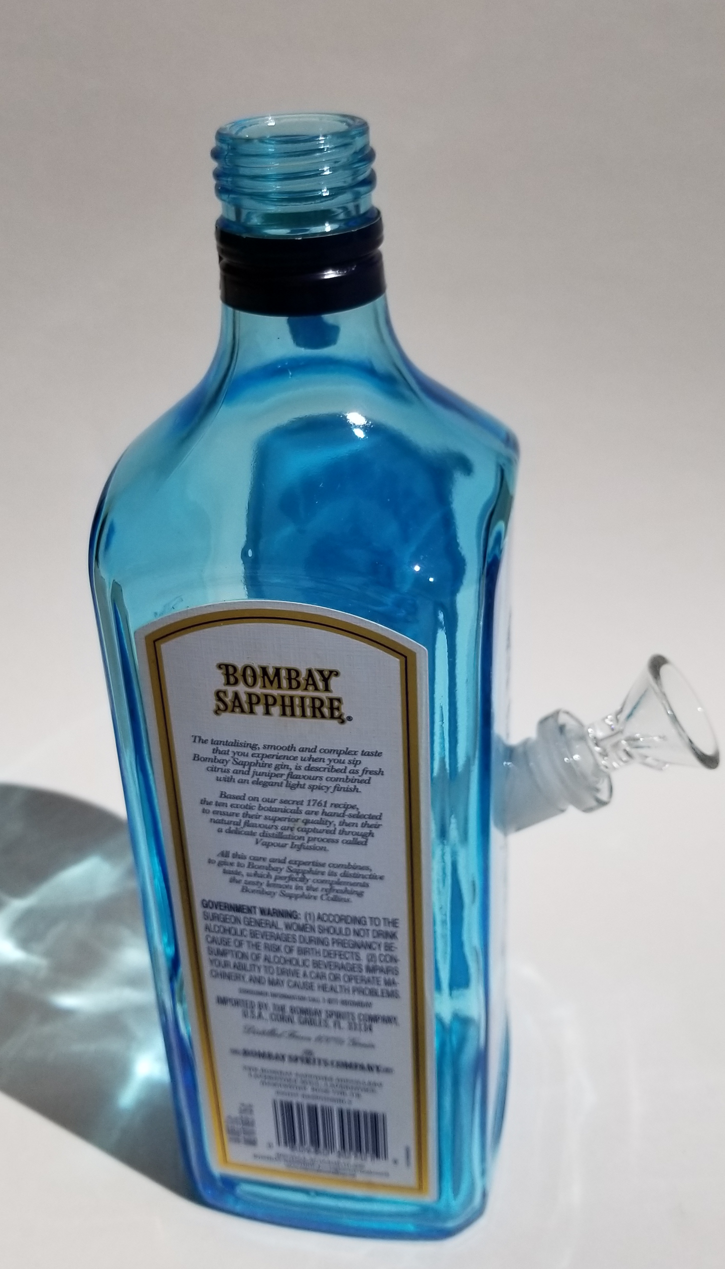 BOMBAY SAPPHIRE BONG